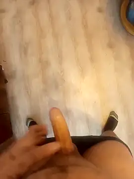 bigwhitecock997 online show from October 16, 10:56 am