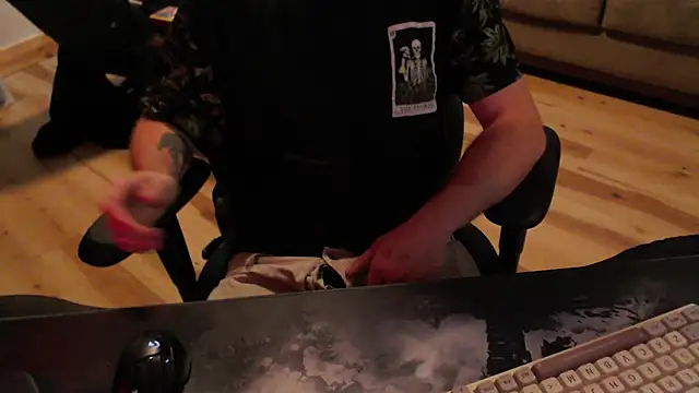 heyitsmeduh online show from July 17, 1:51 pm
