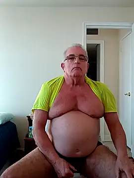 Snapshot of ShoreCock chatting on December 21, 2:04 pm ShoreCock online show from December 21, 2:04 pm