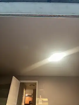 Snapshot of MandingoSlinging chatting on October 23, 10:35 pm MandingoSlinging online show from October 23, 10:35 pm