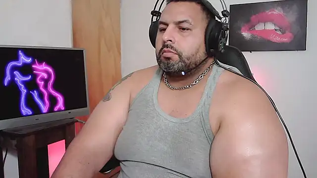 Snapshot of rodrix54 chatting on February 2, 10:28 pm rodrix54 online show from February 2, 10:28 pm