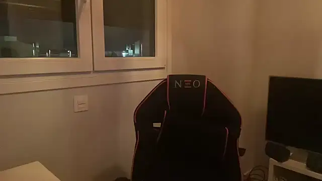 ManuMata online show from February 14, 1:44 am