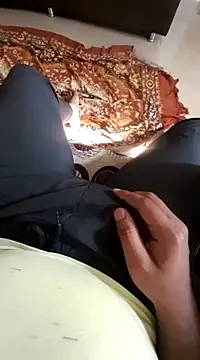 Snapshot of workoutsaurabh chatting on March 13, 12:35 pm workoutsaurabh online show from March 13, 12:35 pm