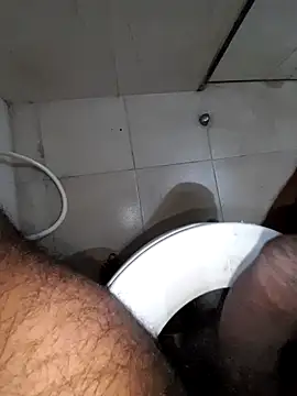 Snapshot of workoutsaurabh chatting on February 19, 2:12 am workoutsaurabh online show from February 19, 2:12 am