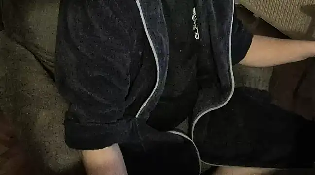 Snapshot of lujoka chatting on December 28, 10:13 pm lujoka online show from December 28, 10:13 pm