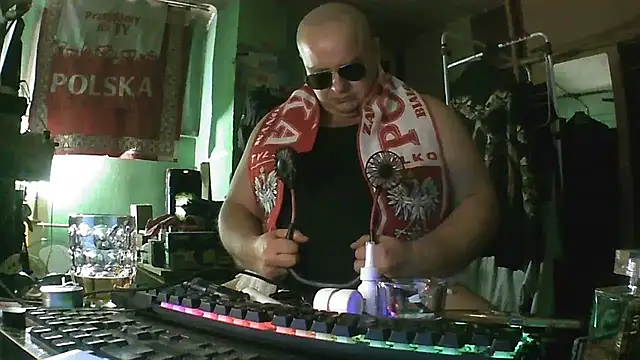 perversalus online show from March 4, 6:37 pm