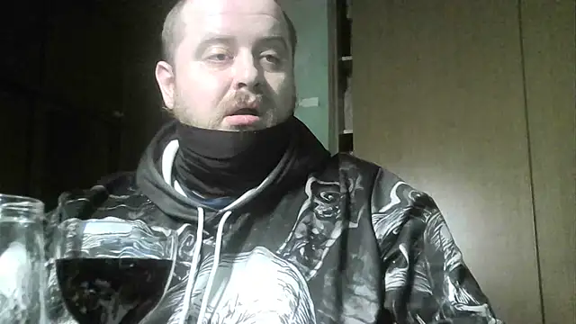 perversalus online show from December 31, 8:12 pm