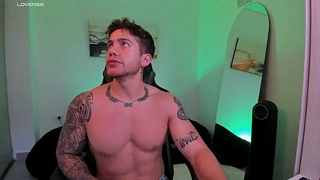 LucianSinclair online show from February 9, 5:54 pm