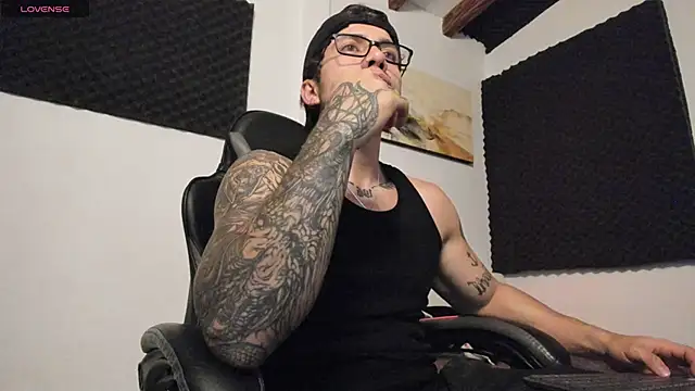 LucianSinclair online show from March 4, 2:51 am