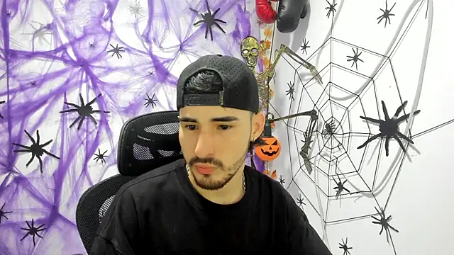 DmitriSanders online show from September 28, 1:14 am