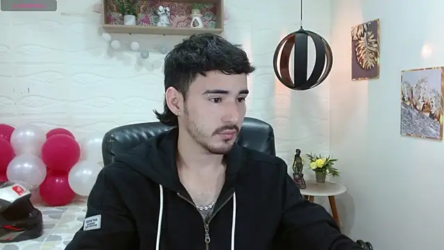 DmitriSanders online show from February 22, 1:33 am