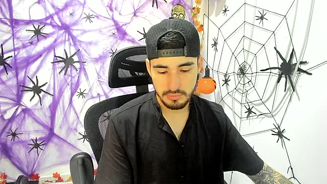 DmitriSanders online show from October 21, 4:43 pm