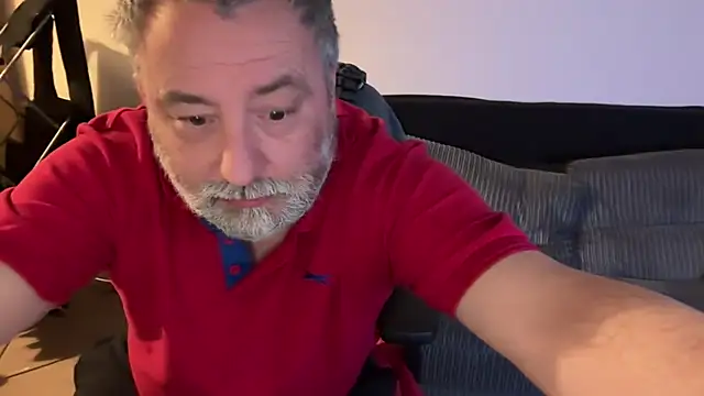 Snapshot of LondonTeffy chatting on February 18, 10:47 pm LondonTeffy online show from February 18, 10:47 pm