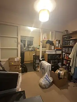 Snapshot of LondonTeffy chatting on October 28, 10:23 pm LondonTeffy online show from October 28, 10:23 pm