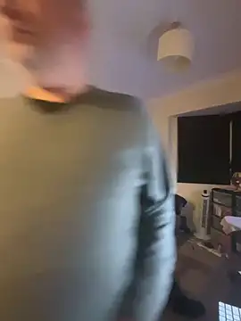 Snapshot of LondonTeffy chatting on October 14, 9:22 pm LondonTeffy online show from October 14, 9:22 pm