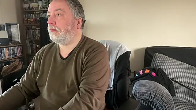 Snapshot of LondonTeffy chatting on February 24, 12:37 pm LondonTeffy online show from February 24, 12:37 pm