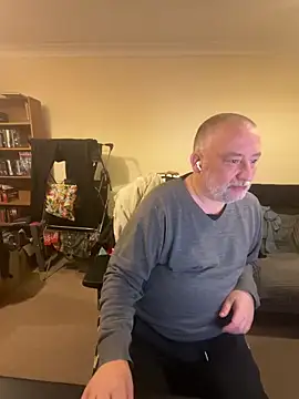 Snapshot of LondonTeffy chatting on October 15, 9:33 pm LondonTeffy online show from October 15, 9:33 pm