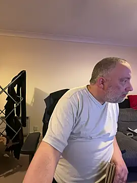 Snapshot of LondonTeffy chatting on March 18, 10:04 pm LondonTeffy online show from March 18, 10:04 pm