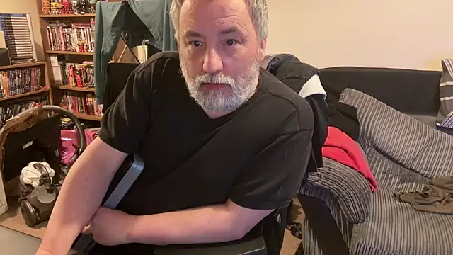 Snapshot of LondonTeffy chatting on February 26, 10:18 pm LondonTeffy online show from February 26, 10:18 pm