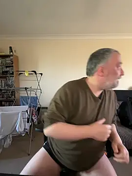 Snapshot of LondonTeffy chatting on January 30, 12:37 pm LondonTeffy online show from January 30, 12:37 pm