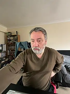 Snapshot of LondonTeffy chatting on February 27, 11:20 am LondonTeffy online show from February 27, 11:20 am