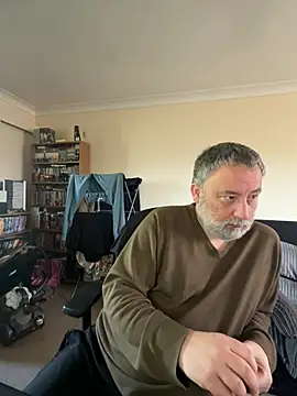 Snapshot of LondonTeffy chatting on February 28, 11:25 am LondonTeffy online show from February 28, 11:25 am