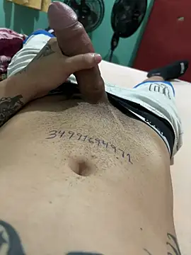 PitbullDiablo1 online show from January 16, 6:37 pm