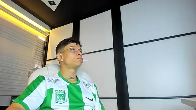 AgarEvans online show from December 27, 1:50 pm