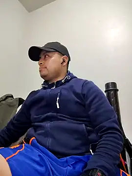 Potro23hotzen online show from December 26, 6:22 pm