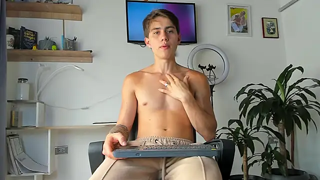 manucute 23  online show from October 25, 4:52 pm