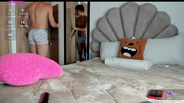 manucute 23  online show from April 6, 3:24 pm