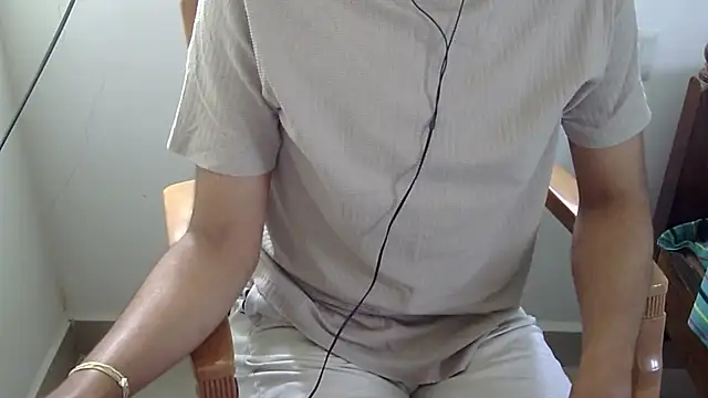 The SHY uncut online show from February 13, 5:02 am