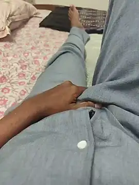 KinksandFantasies online show from July 29, 7:02 pm