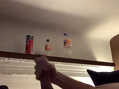 Snapshot of Hebrewhammers42 chatting on December 19, 10:53 pm Hebrewhammers42 online show from December 19, 10:53 pm