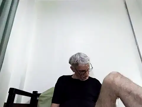 BIGUNCUTHARDCOCK online show from March 10, 12:51 am