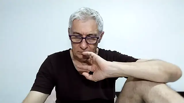 BIGUNCUTHARDCOCK online show from April 6, 2:08 am