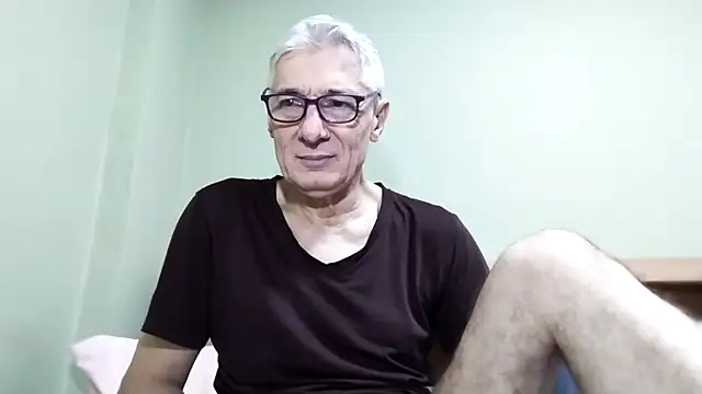 BIGUNCUTHARDCOCK online show from October 5, 1:42 am