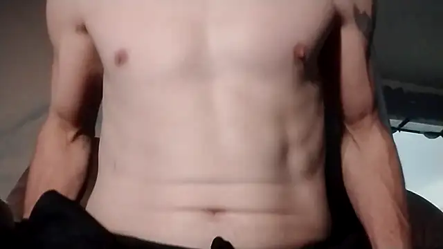 Snapshot of rockpimp chatting on October 21, 10:56 pm rockpimp online show from October 21, 10:56 pm