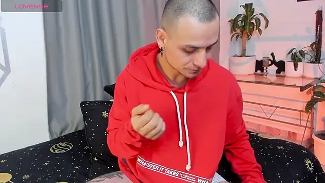 Aron-santoro online show from February 12, 3:51 am