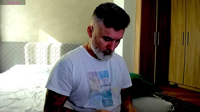 BlowMyXXL online show from February 26, 8:37 am