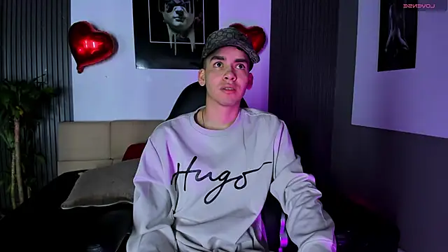 Mike 0233  online show from February 25, 4:24 am