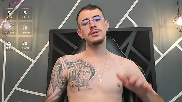 CodyWalkerR online show from September 24, 5:44 pm