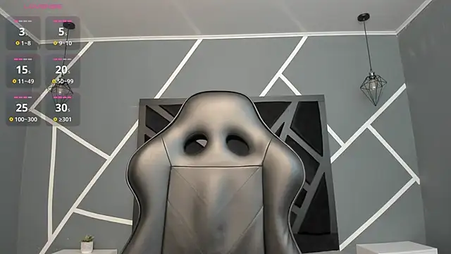 CodyWalkerR online show from October 2, 5:39 pm