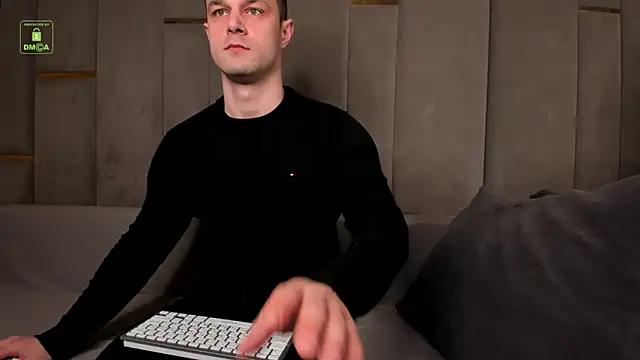 BrandonNorris online show from March 10, 4:18 am