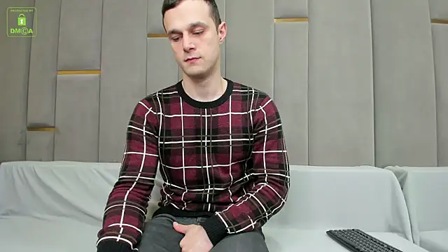 BrandonNorris online show from March 11, 4:21 am