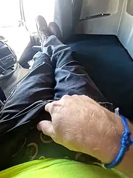 Snapshot of smartzy chatting on October 24, 9:33 am smartzy online show from October 24, 9:33 am