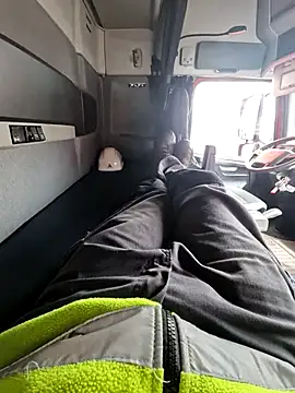 Snapshot of smartzy chatting on October 20, 9:24 am smartzy online show from October 20, 9:24 am