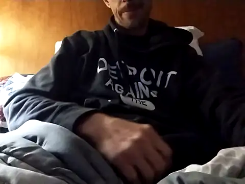 elmerfuddin87 online show from October 9, 2:38 am