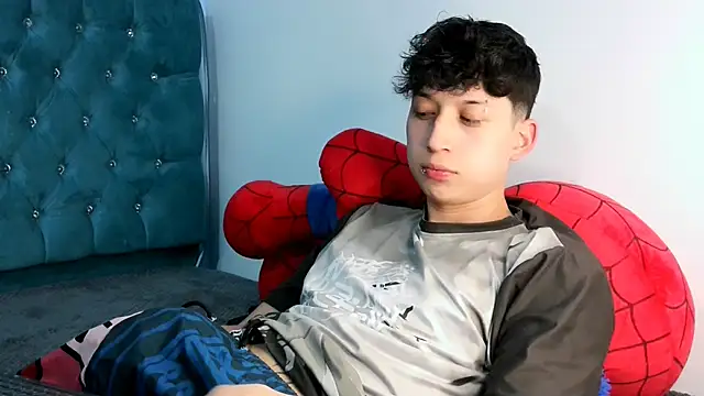  Thomas hot  online show from February 19, 4:53 am