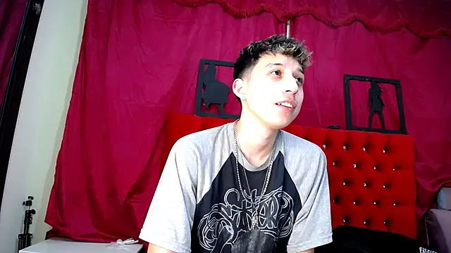 Snapshot of _Thomas_hot_ chatting on March 14, 1:59 am  Thomas hot  online show from March 14, 1:59 am